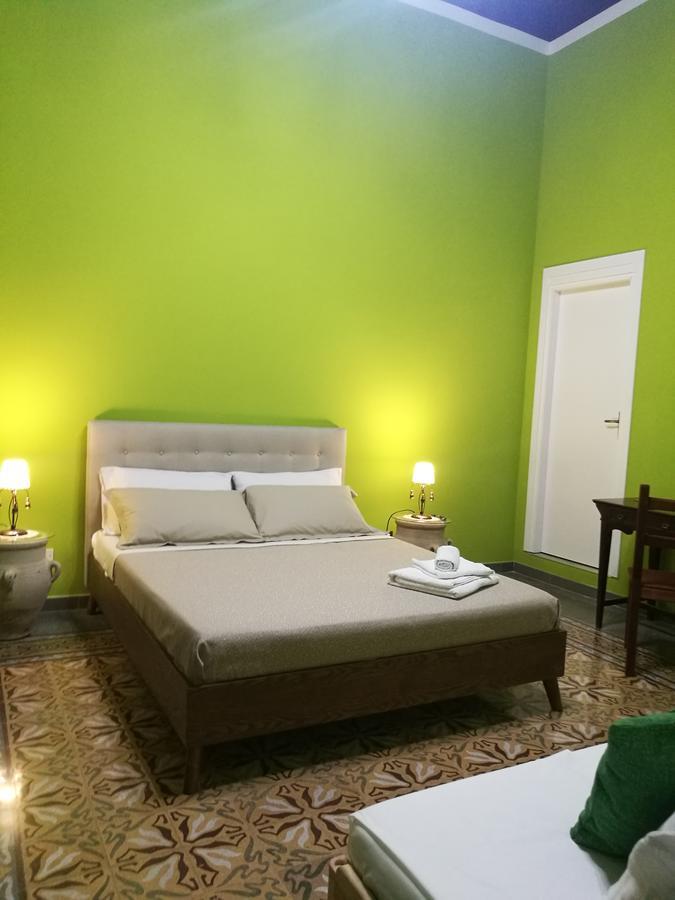 Bed and Breakfast Volturno 106 à Palerme Extérieur photo